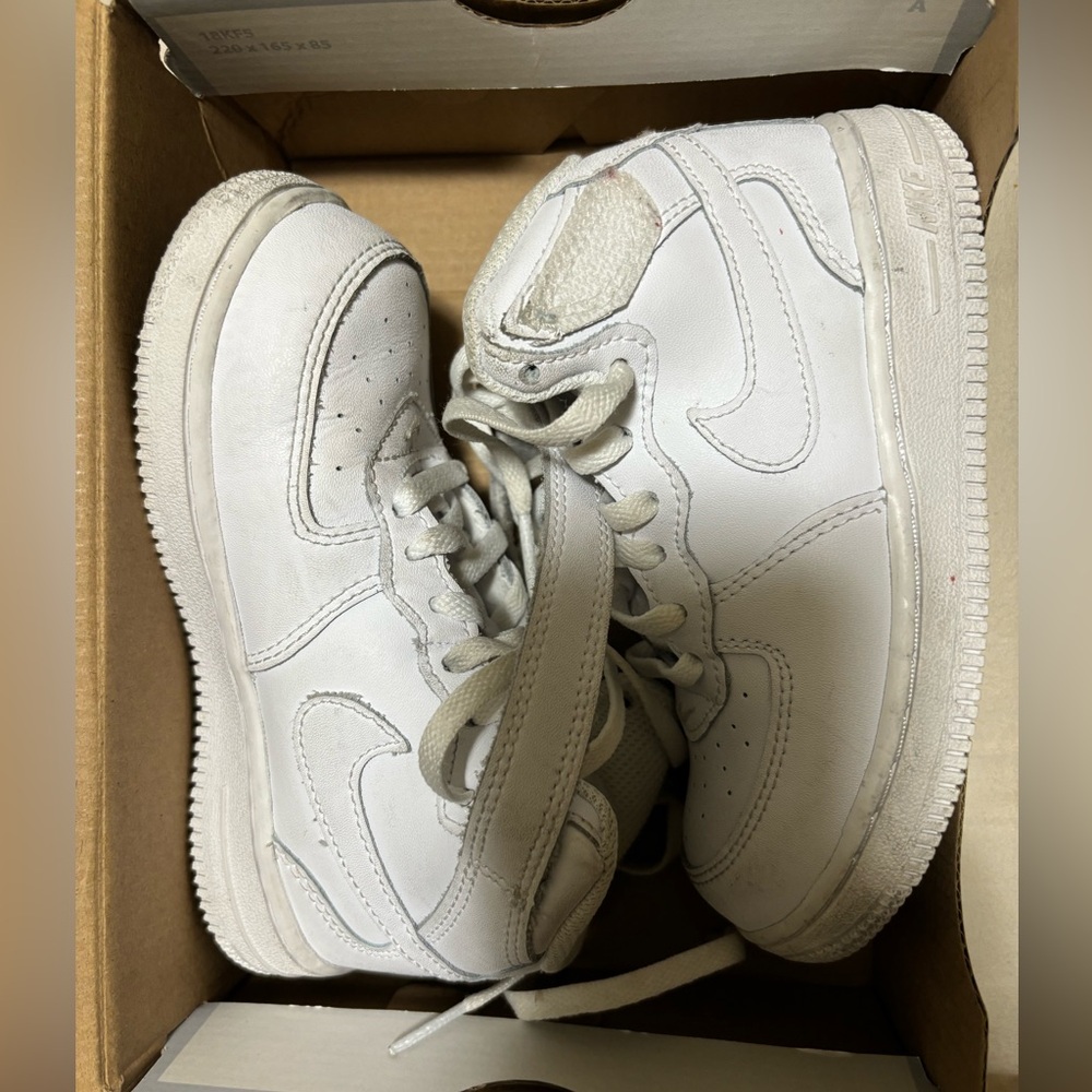 Size 10C Air Force 1 mid